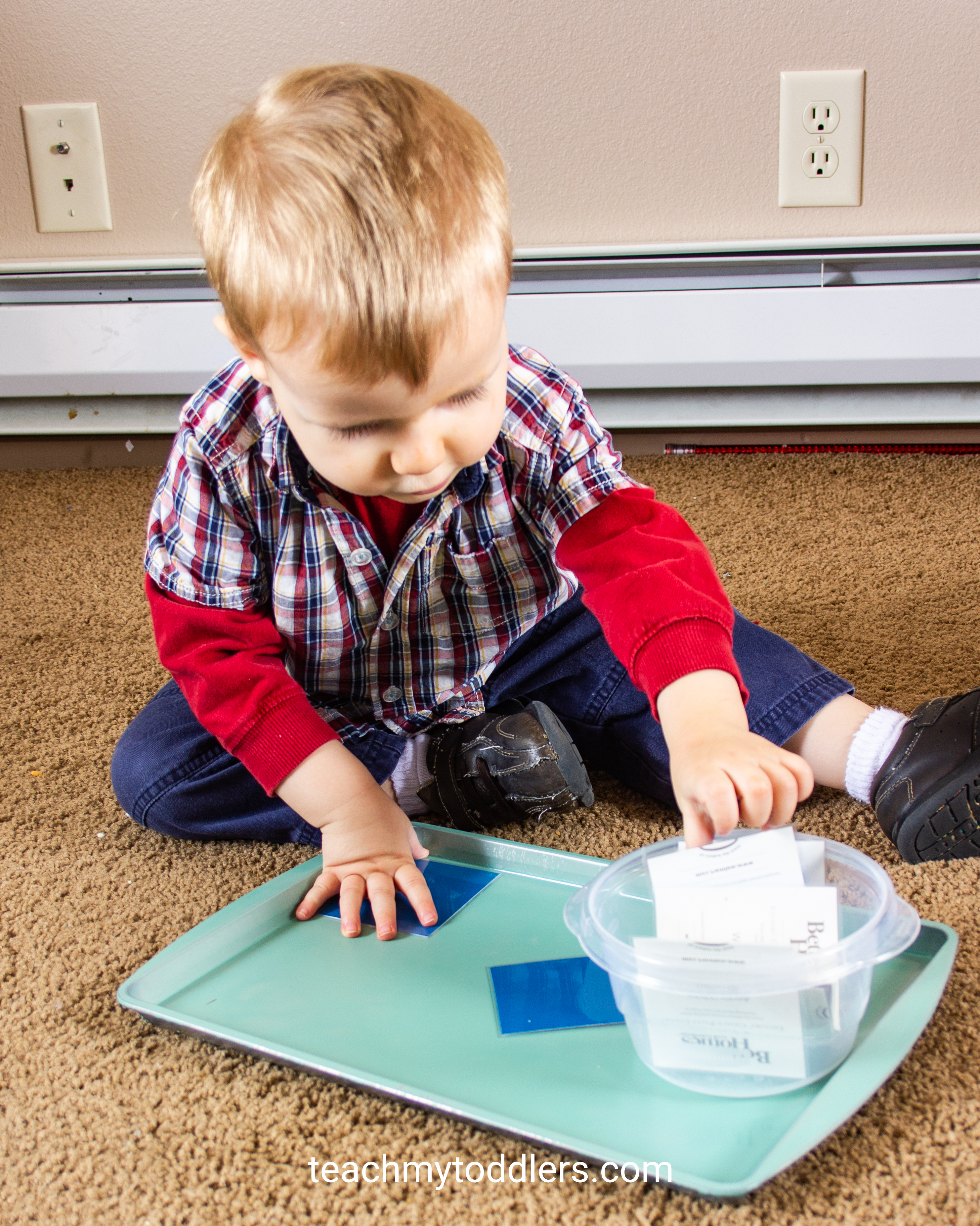 Use these great winter activities to teach your toddlers about winter