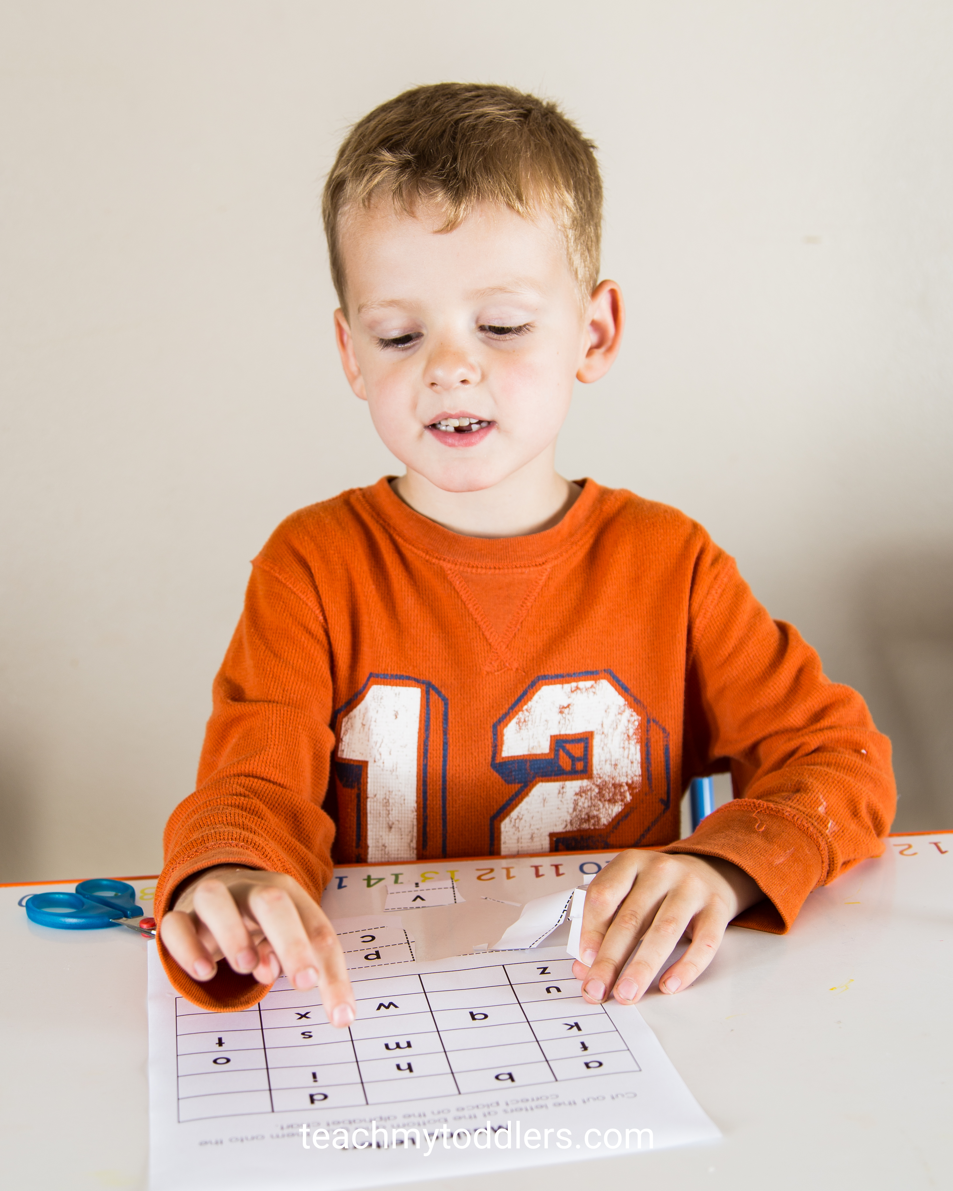 Discover how to use this missing letters activity to teach your toddlers letters