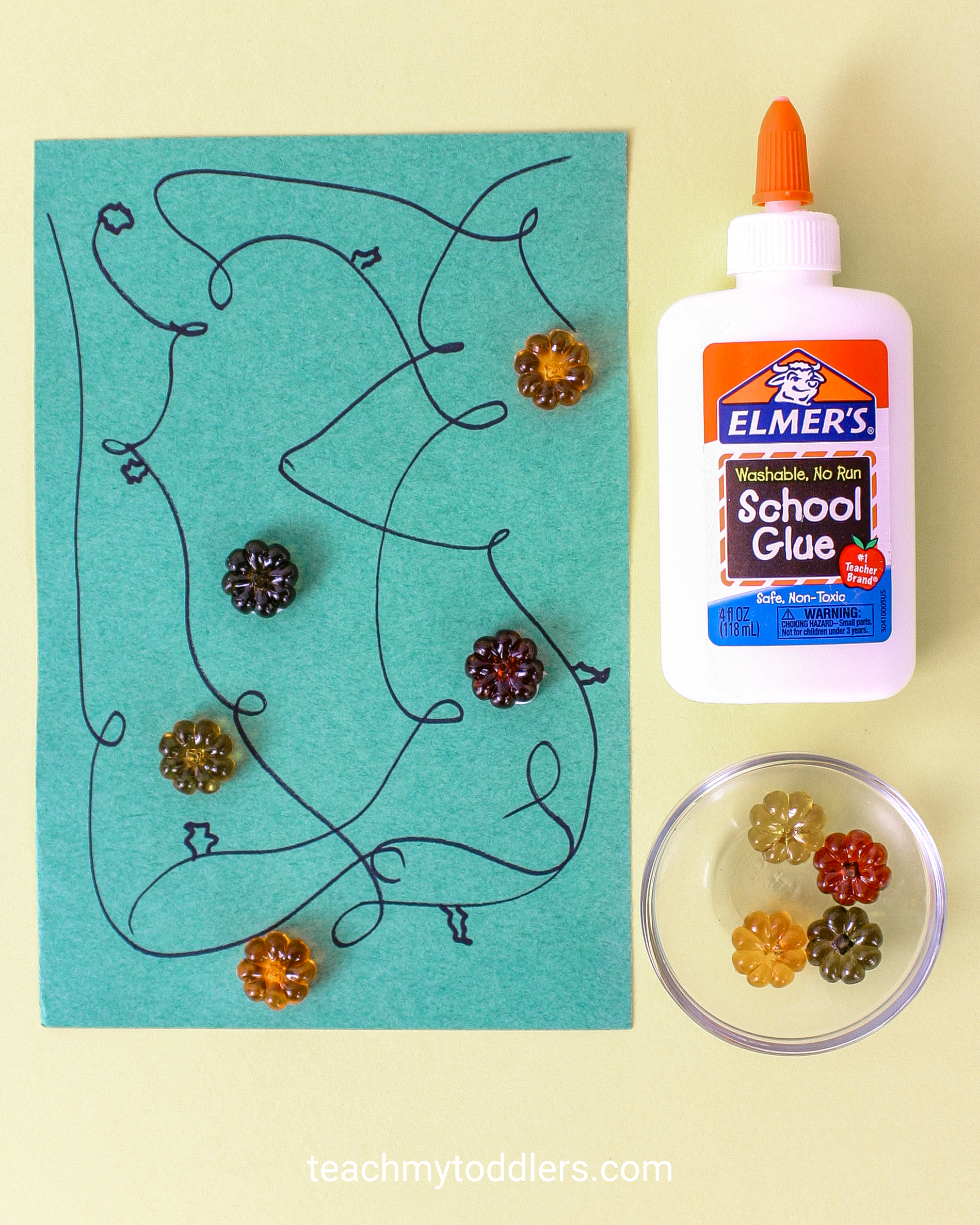 Discover how to use these fun table scatter activities to teach your toddlers math