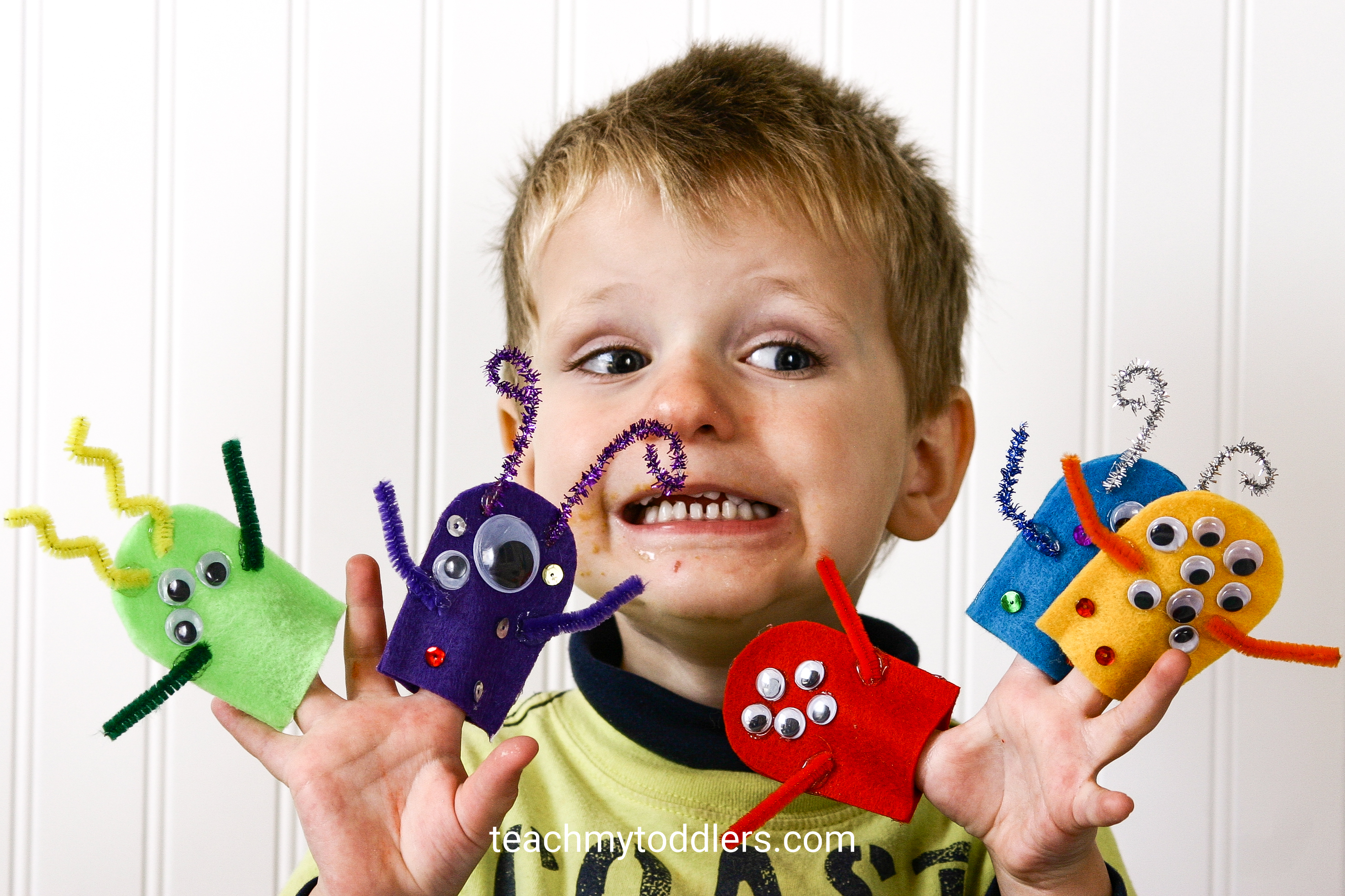 Discover how to use these monster activities to teach your toddlers the letter m