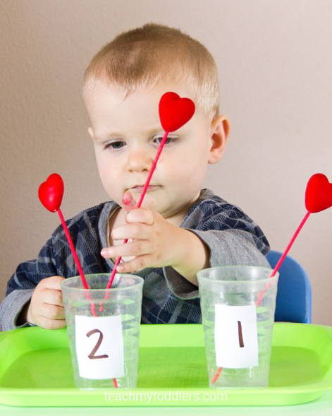 Learn how to use these fun counting activities to teach your toddlers numbers