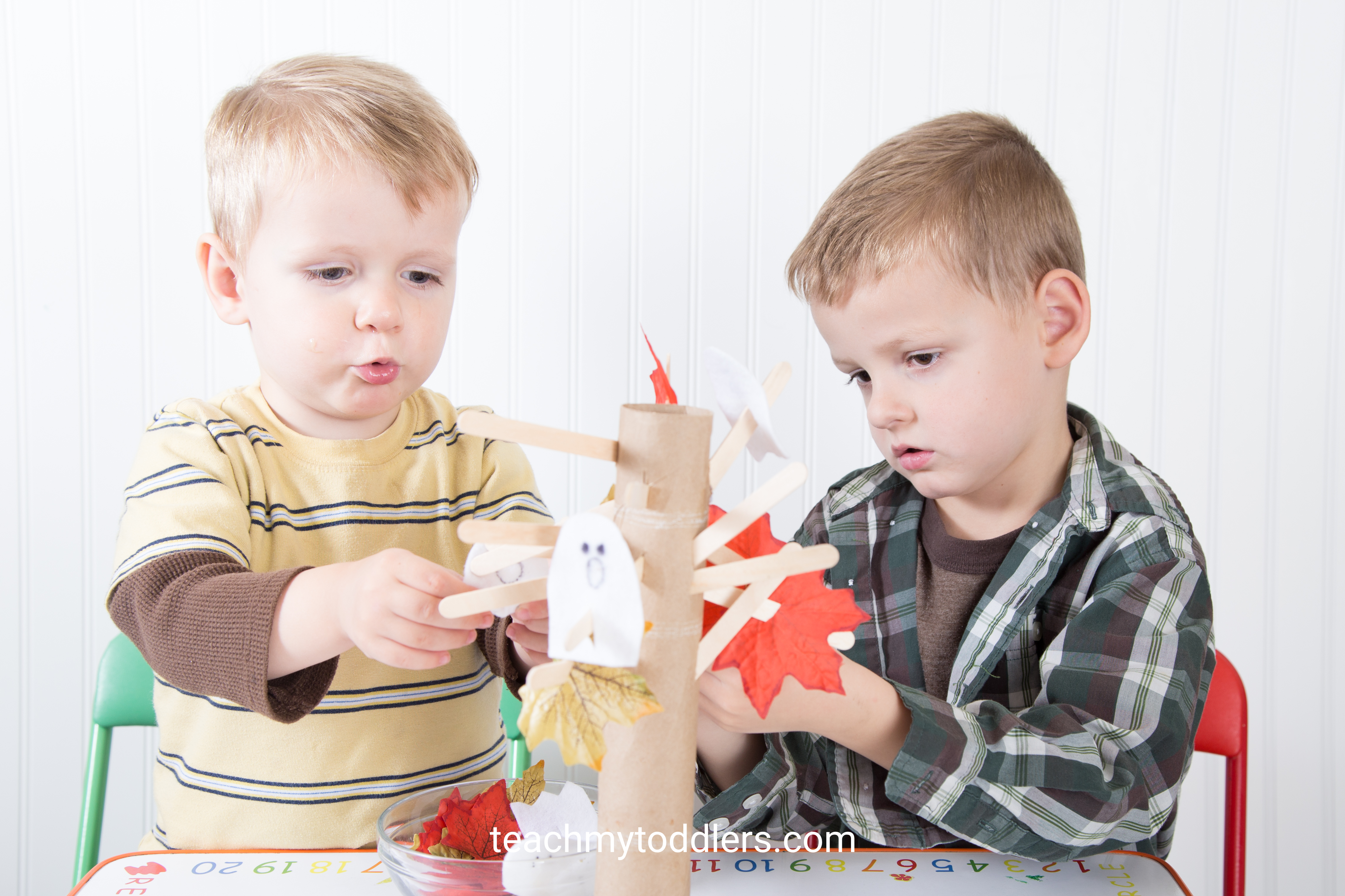Discover how to use paper leaves to teach toddlers motor skills