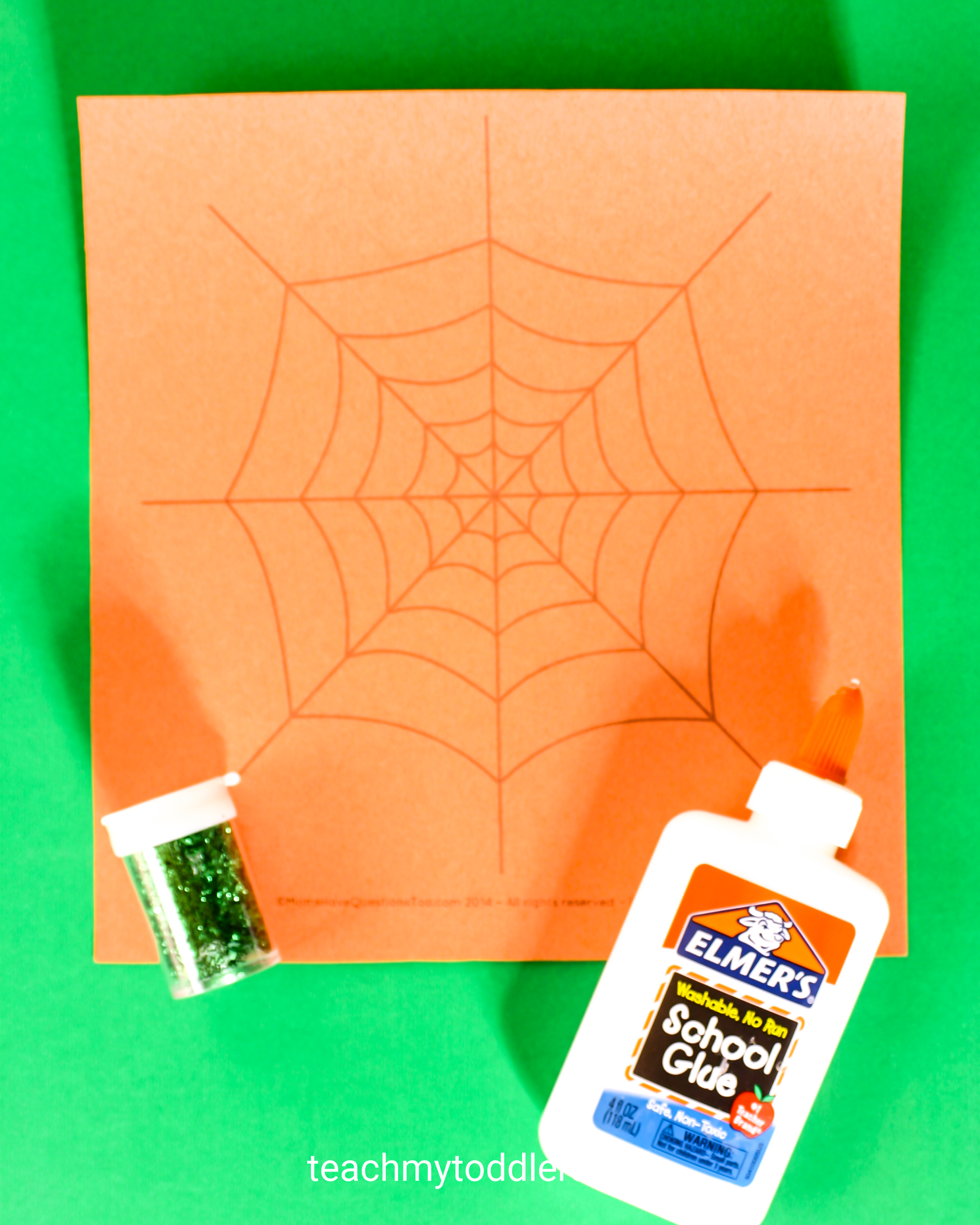 Discover how to use this fun spider web craft to teach your toddler about halloween