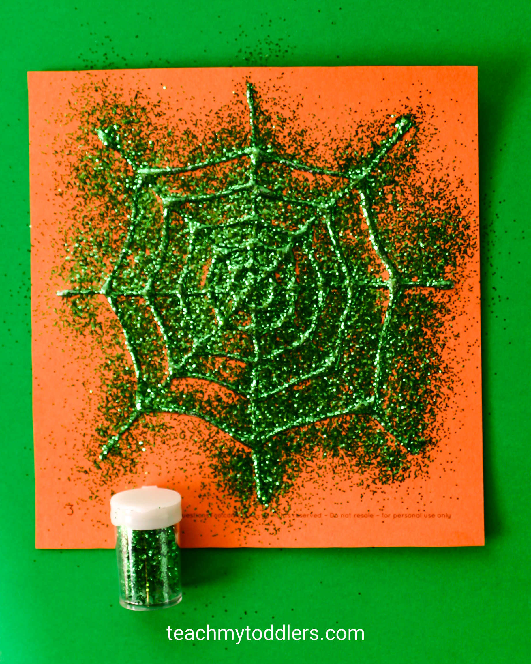 Find out how to use this fun spider web craft to teach your toddler about halloween